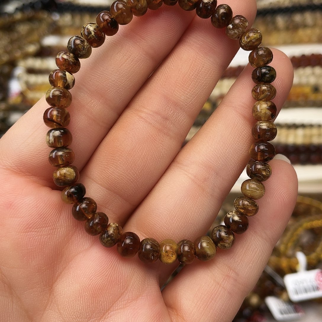 琥珀未镶嵌裸石六