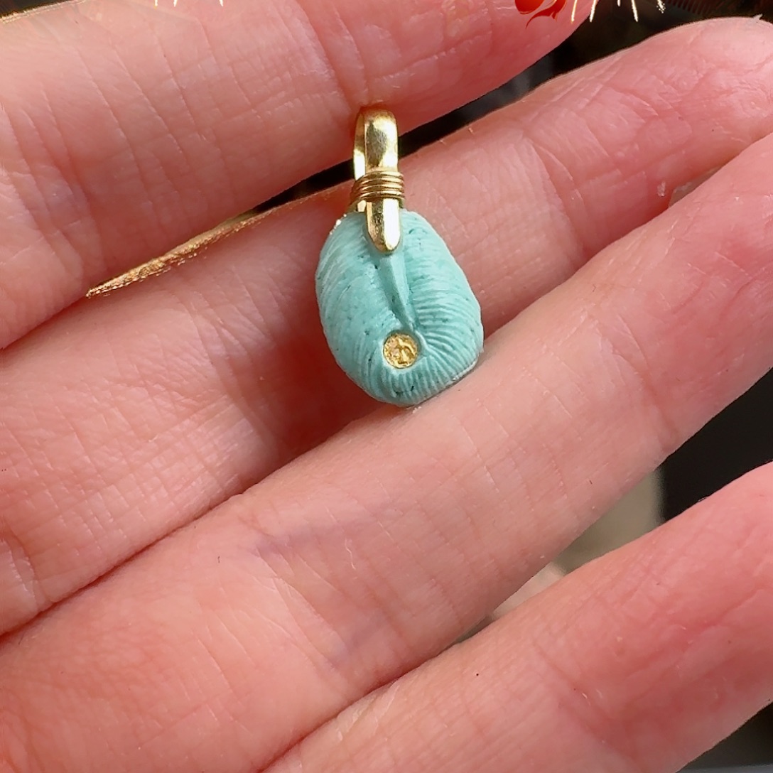 绿松石珠宝奇石18K金镶嵌