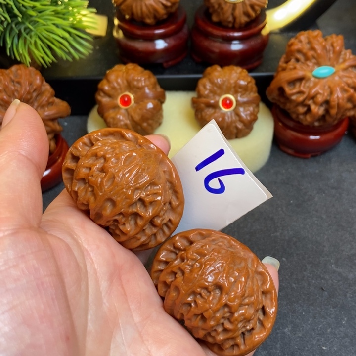 文玩核桃把件43宫灯16