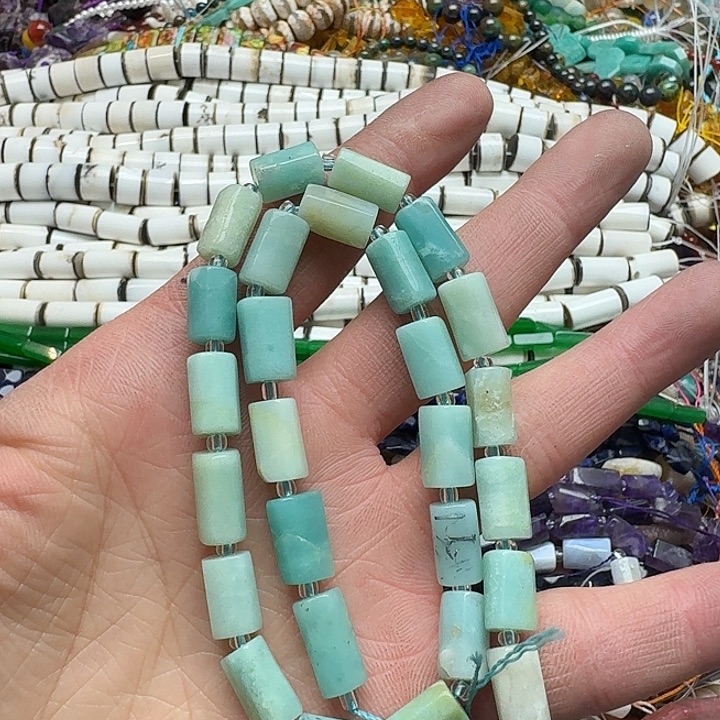 玛瑙/玉髓未镶嵌珠宝半成品一条8x12mm亚马逊天河管珠