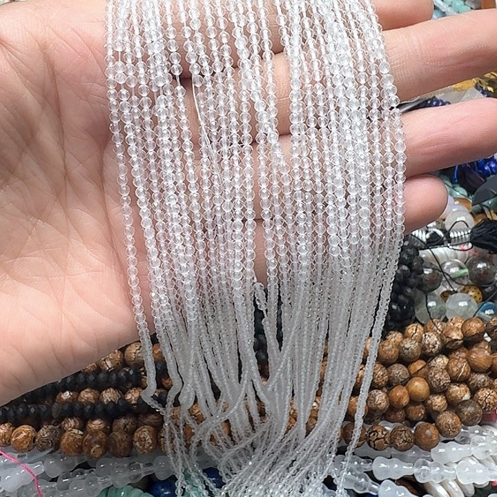 玛瑙/玉髓合金珠宝半成品一条2mm白水晶切面