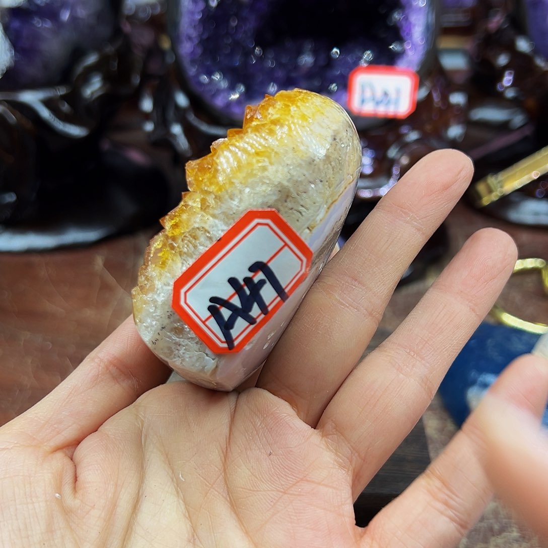 水晶大型摆件未镶嵌