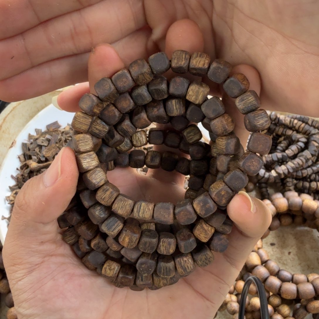 沉香碎屑沉香单圈大方糖5克多样性发一