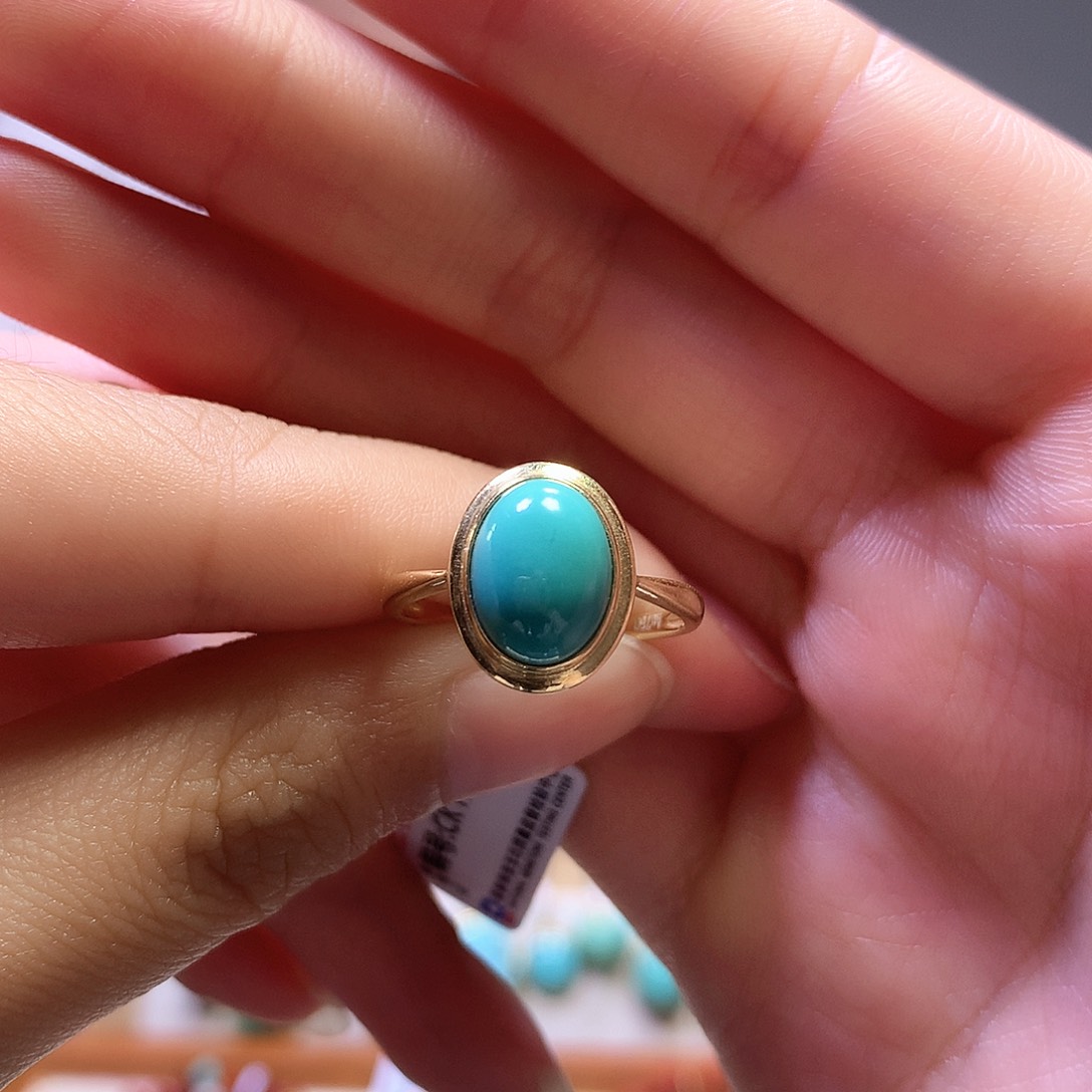 绿松石18K金镶嵌戒指