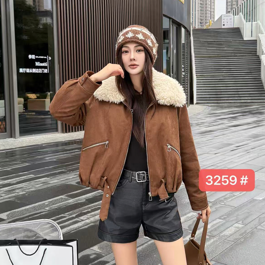 2025时尚翻领拼色设计短款宽松加厚麂皮绒复古时尚白鸭绒羽绒服女