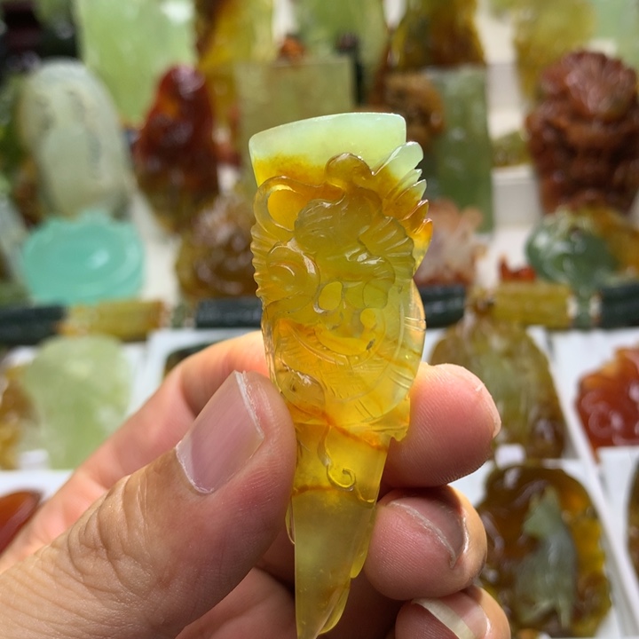 蛇纹石玉未镶嵌珠宝半成品