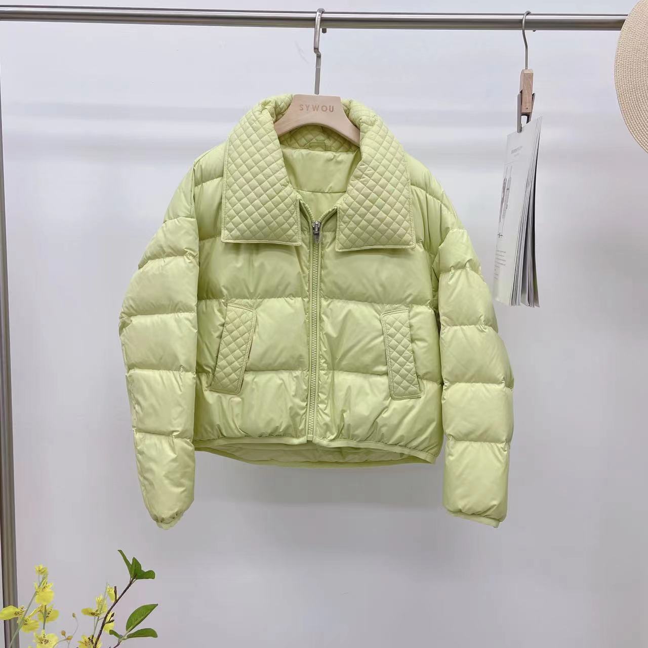 羽绒服女时尚百搭保暖外套【H222302】