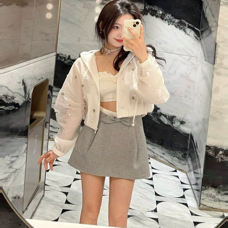 六六专属 温柔仙气！精致闪钻冰凉薄款白色防晒开衫空调外搭25夏新