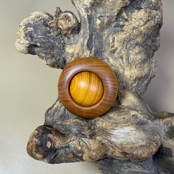 （微瑕）崖柏时来4.5手把件