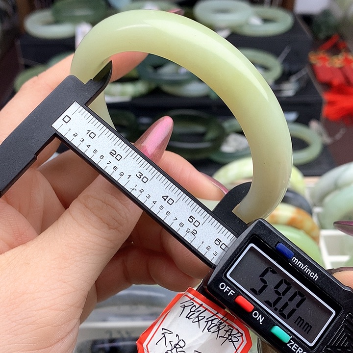蛇纹石玉手镯未镶嵌742