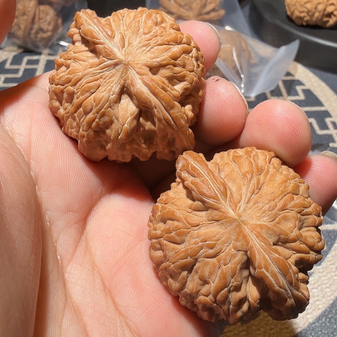 文玩核桃吊坠A*水磨盘