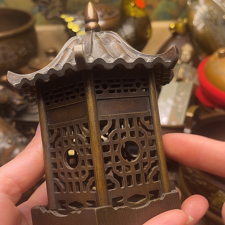 精美铜器批发档口