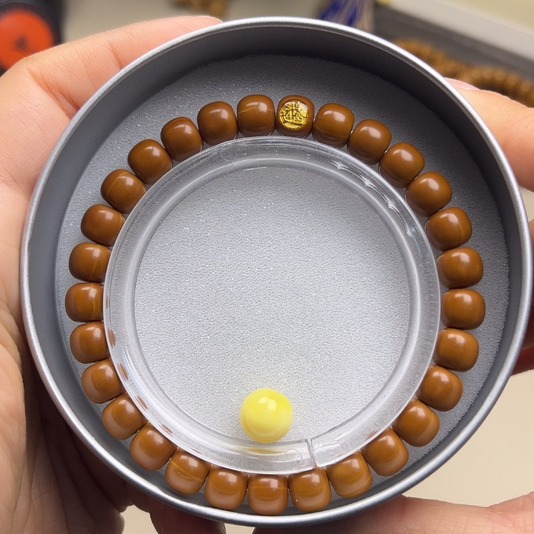 吊坠猴头核桃老邢8.3左右