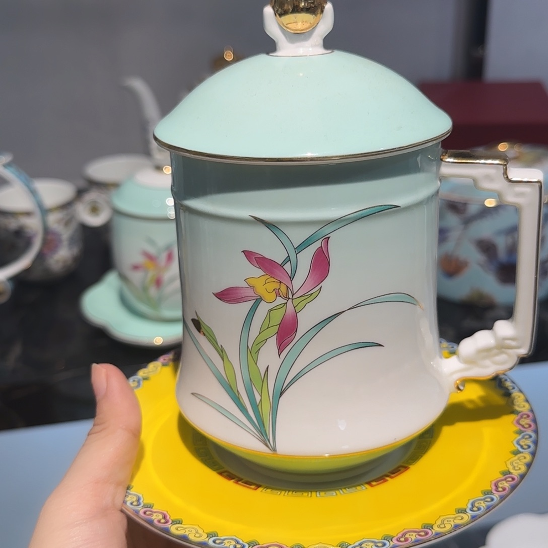 于***跃骨瓷珐琅彩工艺瓷器