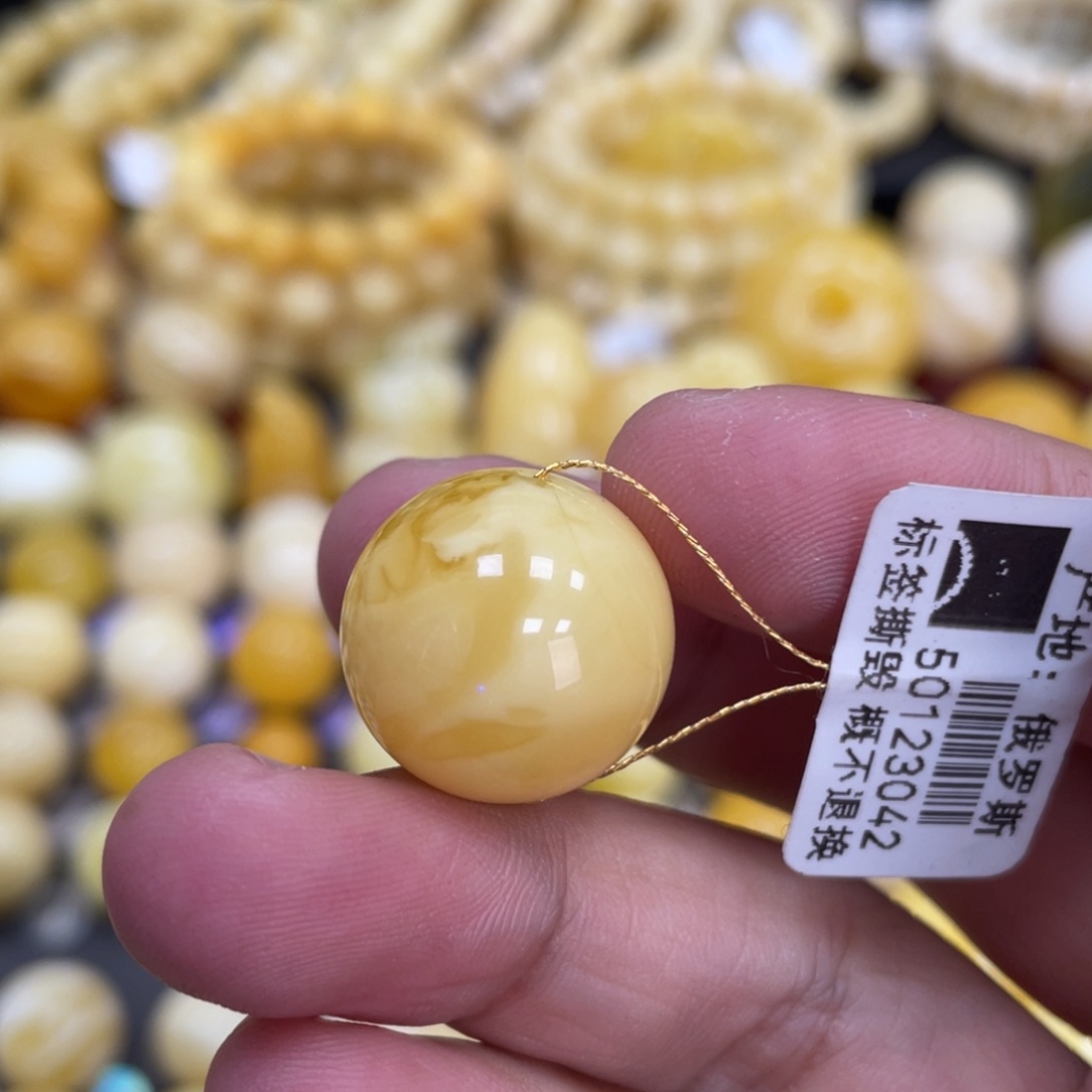 裸石蜜蜡未镶嵌17.6mm浓蜡 瑕疵款式