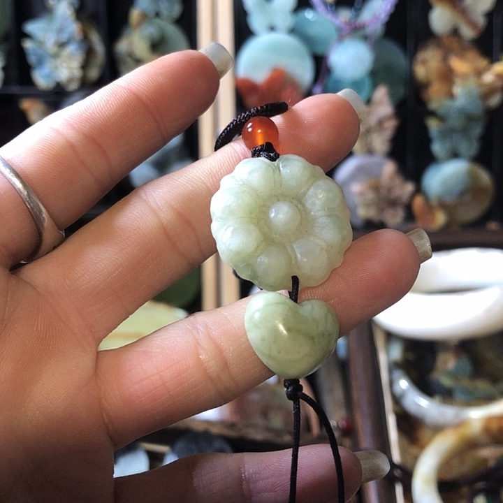 岫玉未镶嵌岫玉挂件