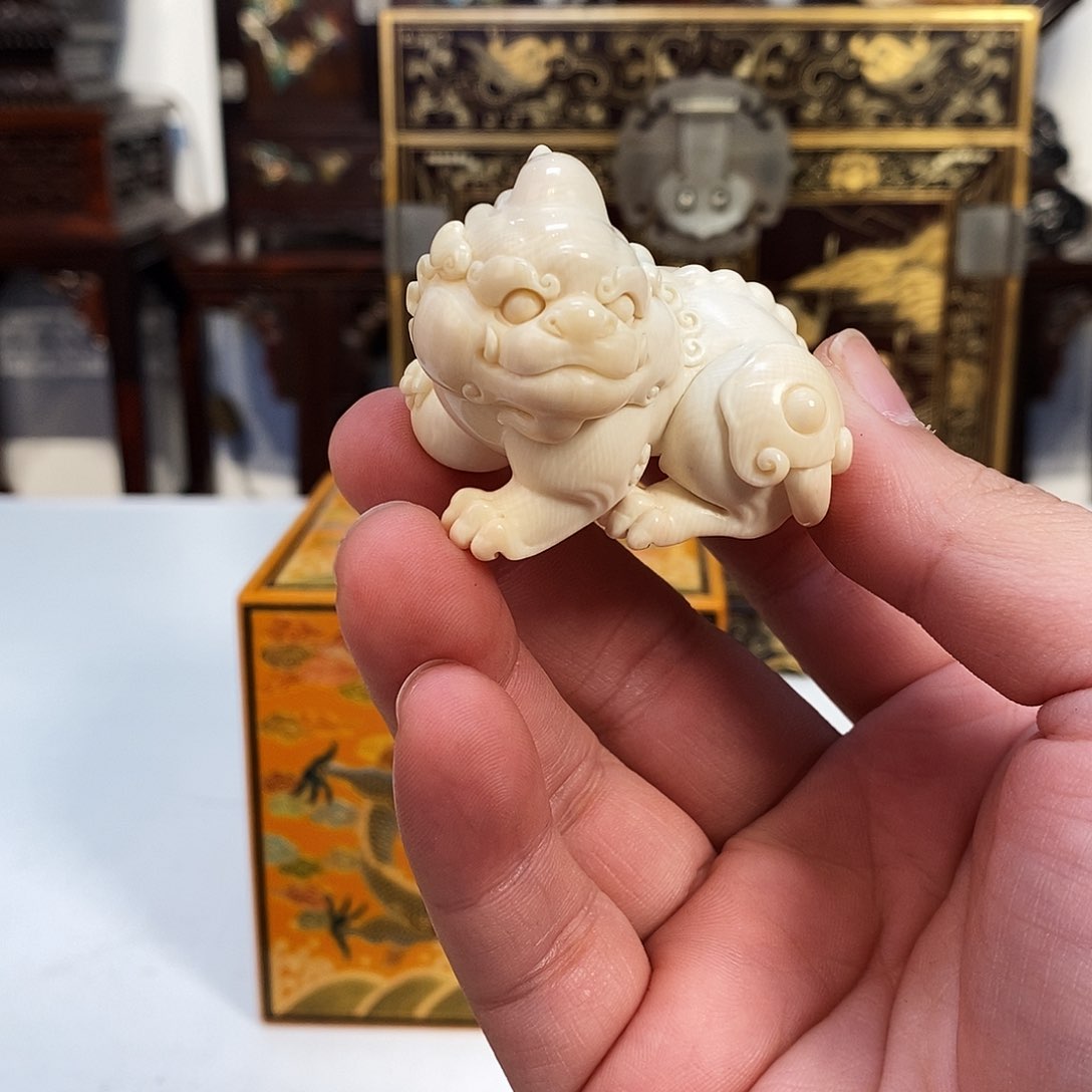 紫檀木类成套家具呀