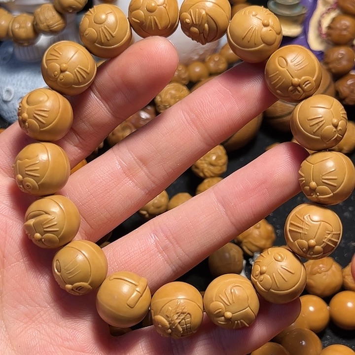 橄榄核手串/手链猴头哆啦A梦