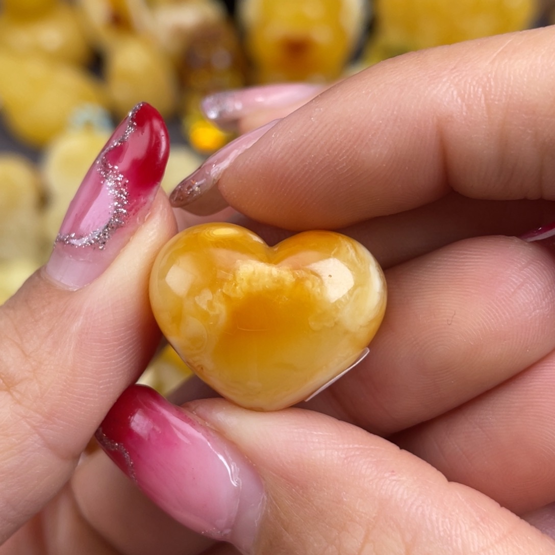 琥珀裸石未镶嵌蜜蜡