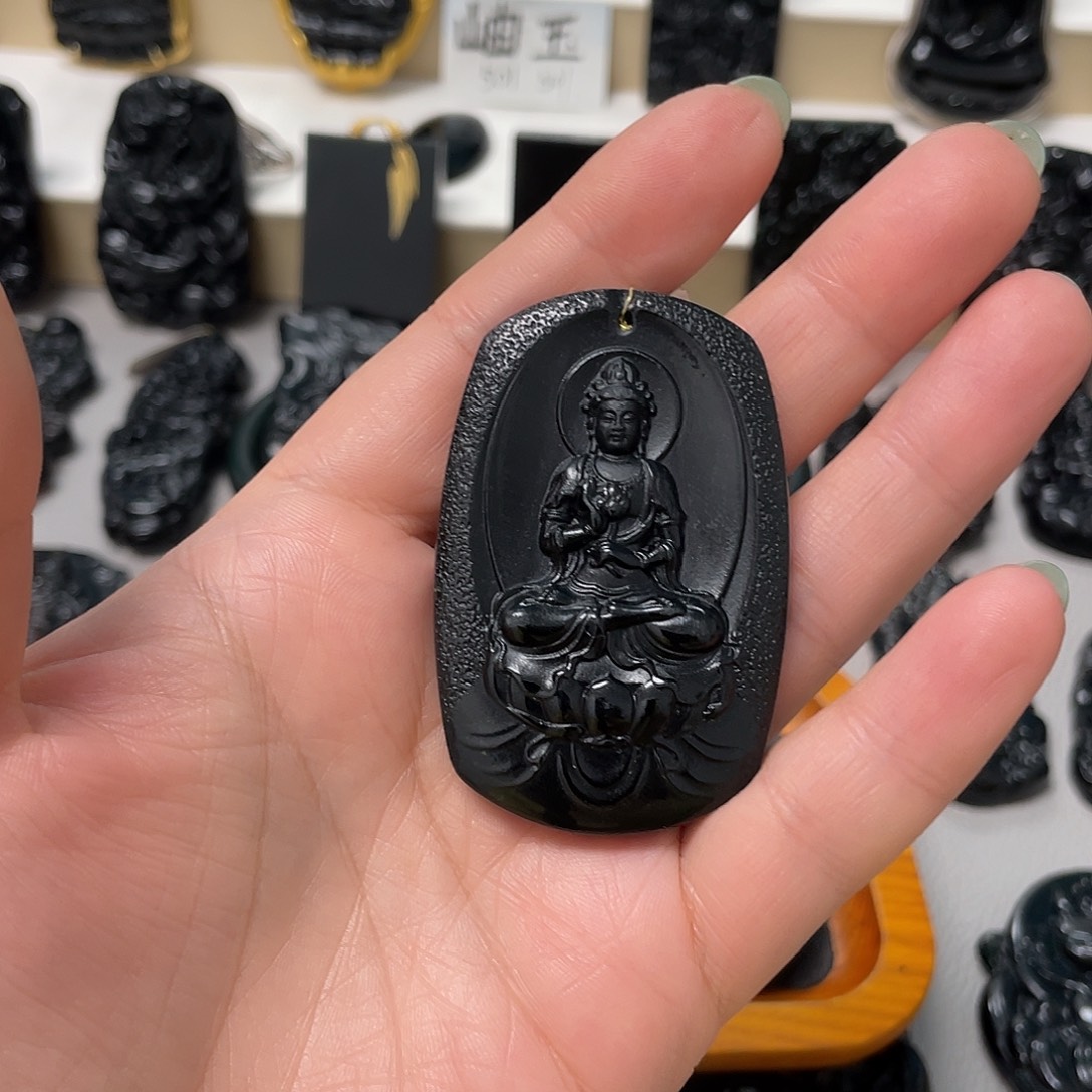 佛***脚蛇纹石玉未镶嵌吊坠