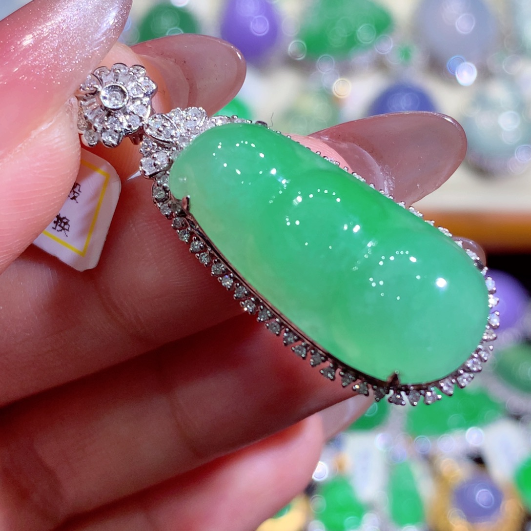 翡翠18K金镶嵌吊坠(不含链)