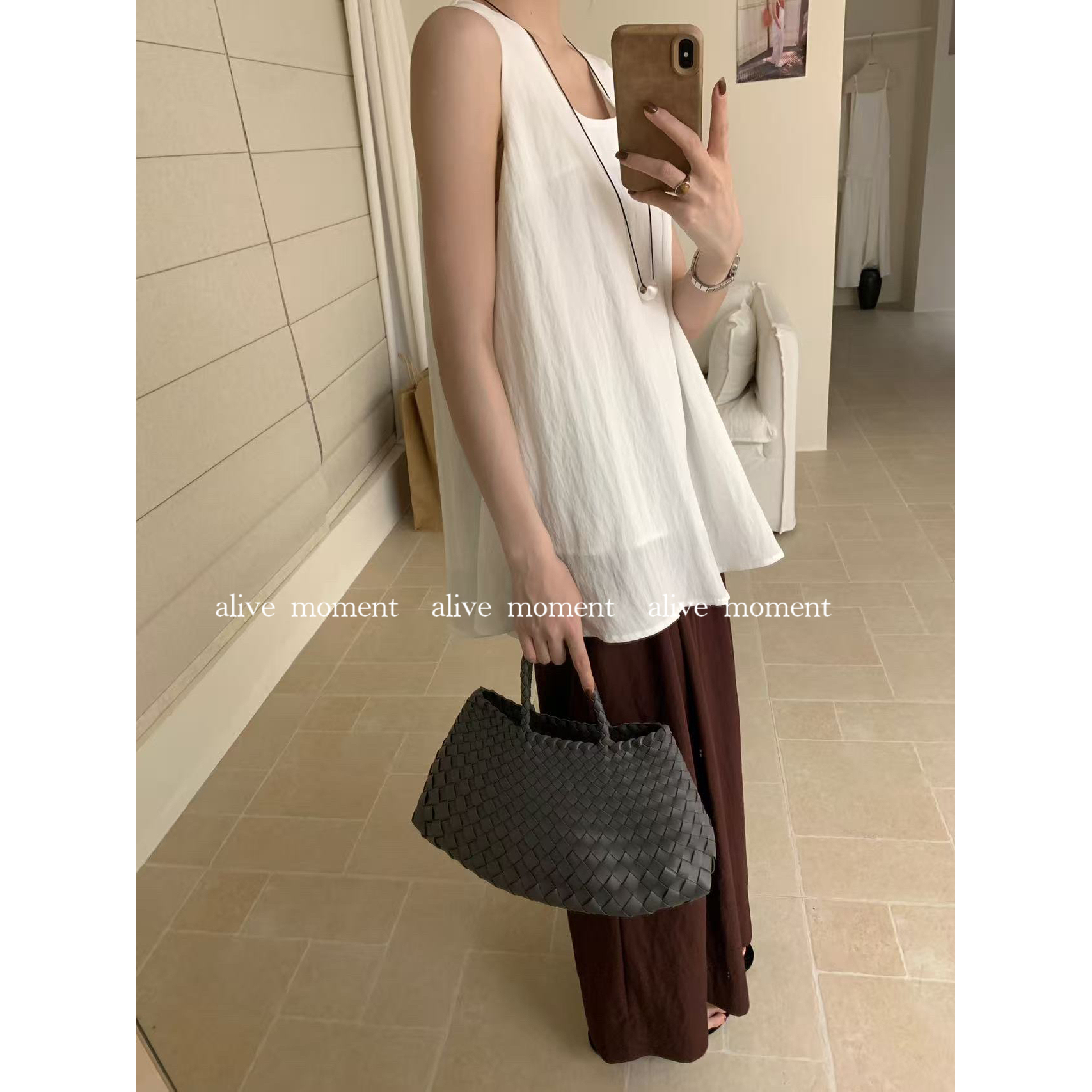 50910#ALIVE#韩系洋气百搭肌理感无袖背心上衣（福利）