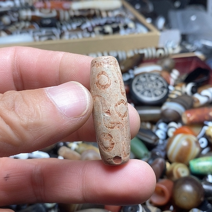 玛瑙/玉髓颈饰合金