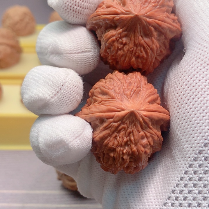 文玩核桃把件6*平谷凹底