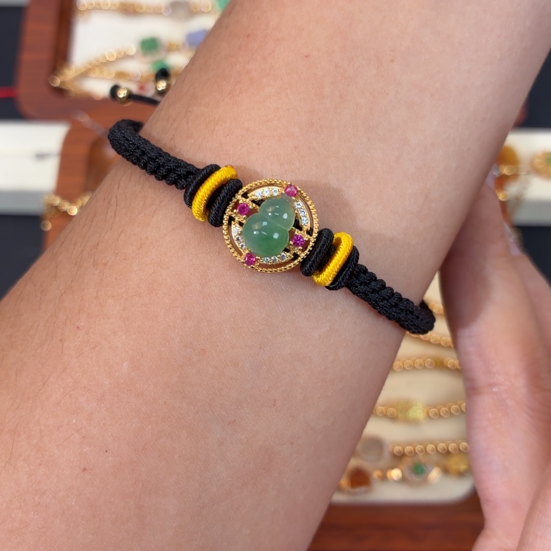 翡翠银S925镶嵌颈饰红绳