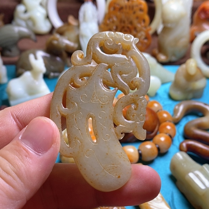 和田玉挂件未镶嵌