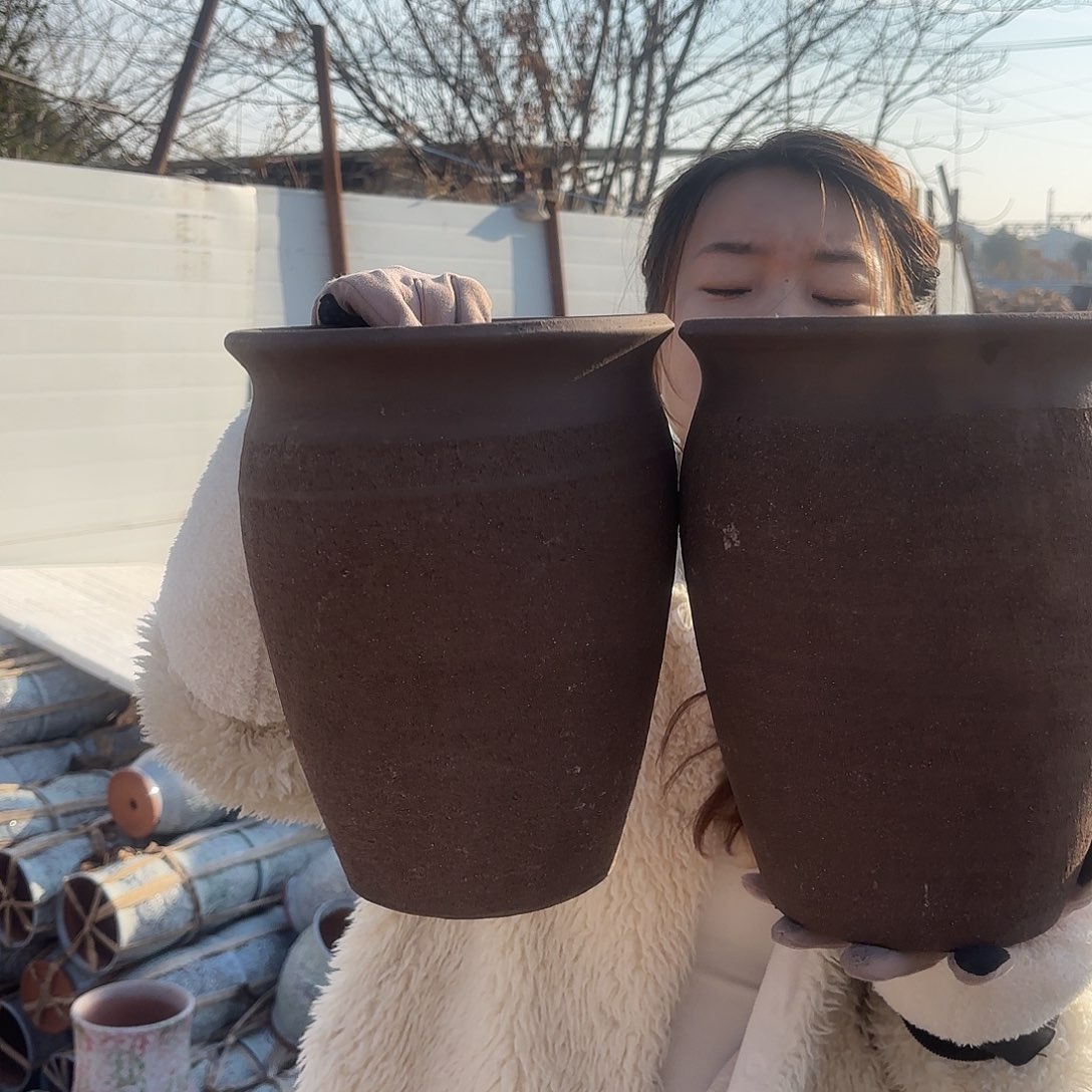 口径20高度26两个黑陶瑕疵