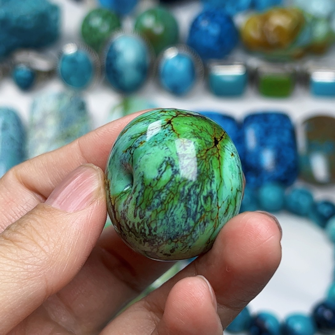 未镶嵌绿松石珠宝奇石