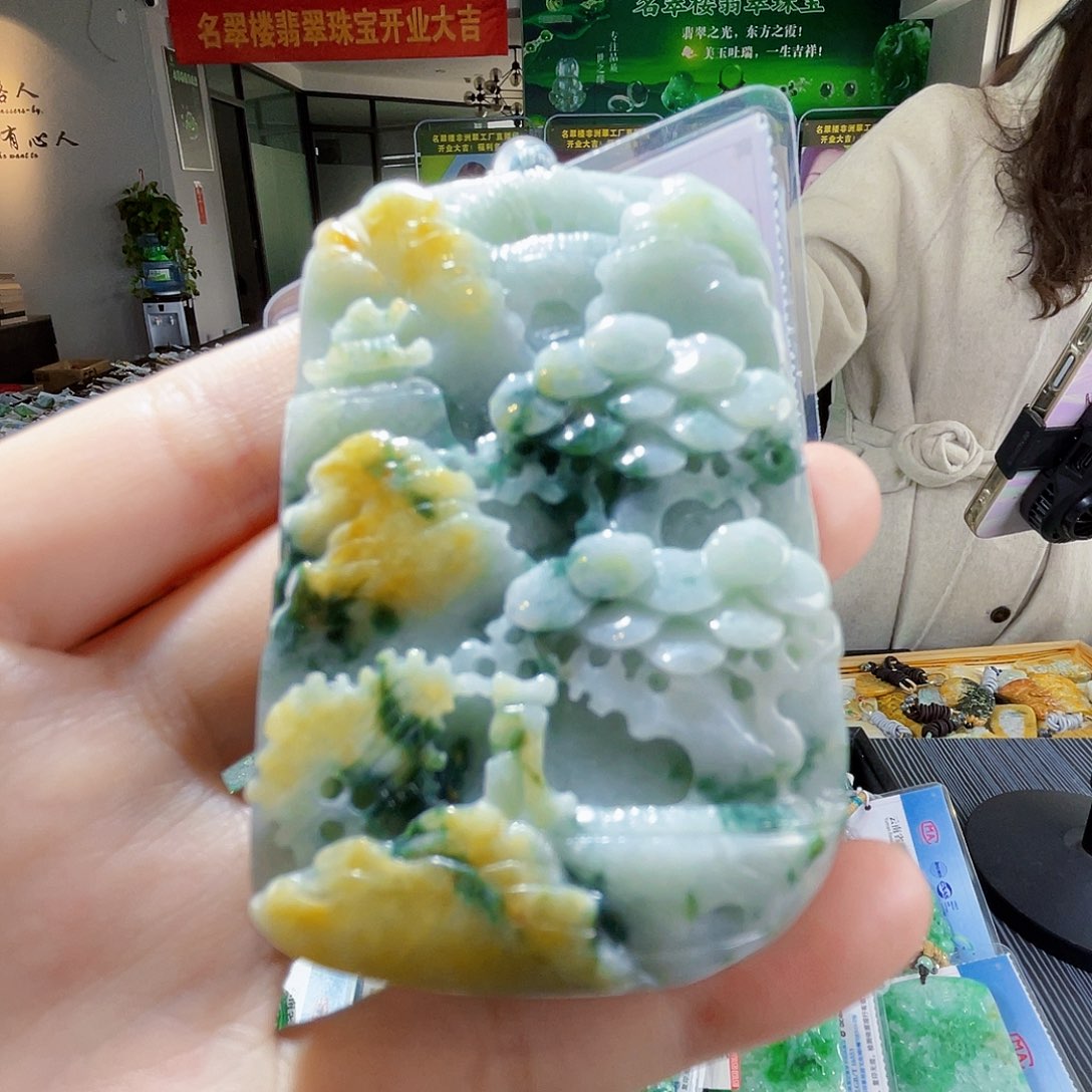 颈饰未镶嵌翡翠翡翠