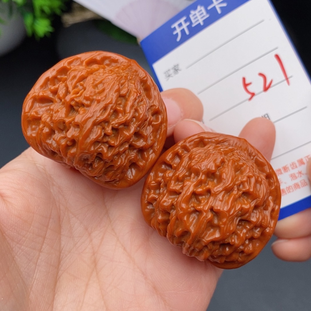文玩核桃把件42红狮子521