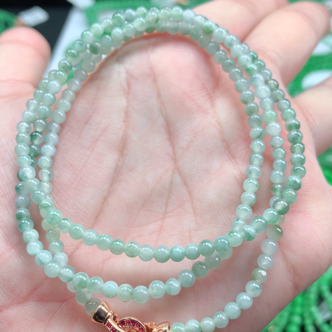 翡翠手链未镶嵌翡翠