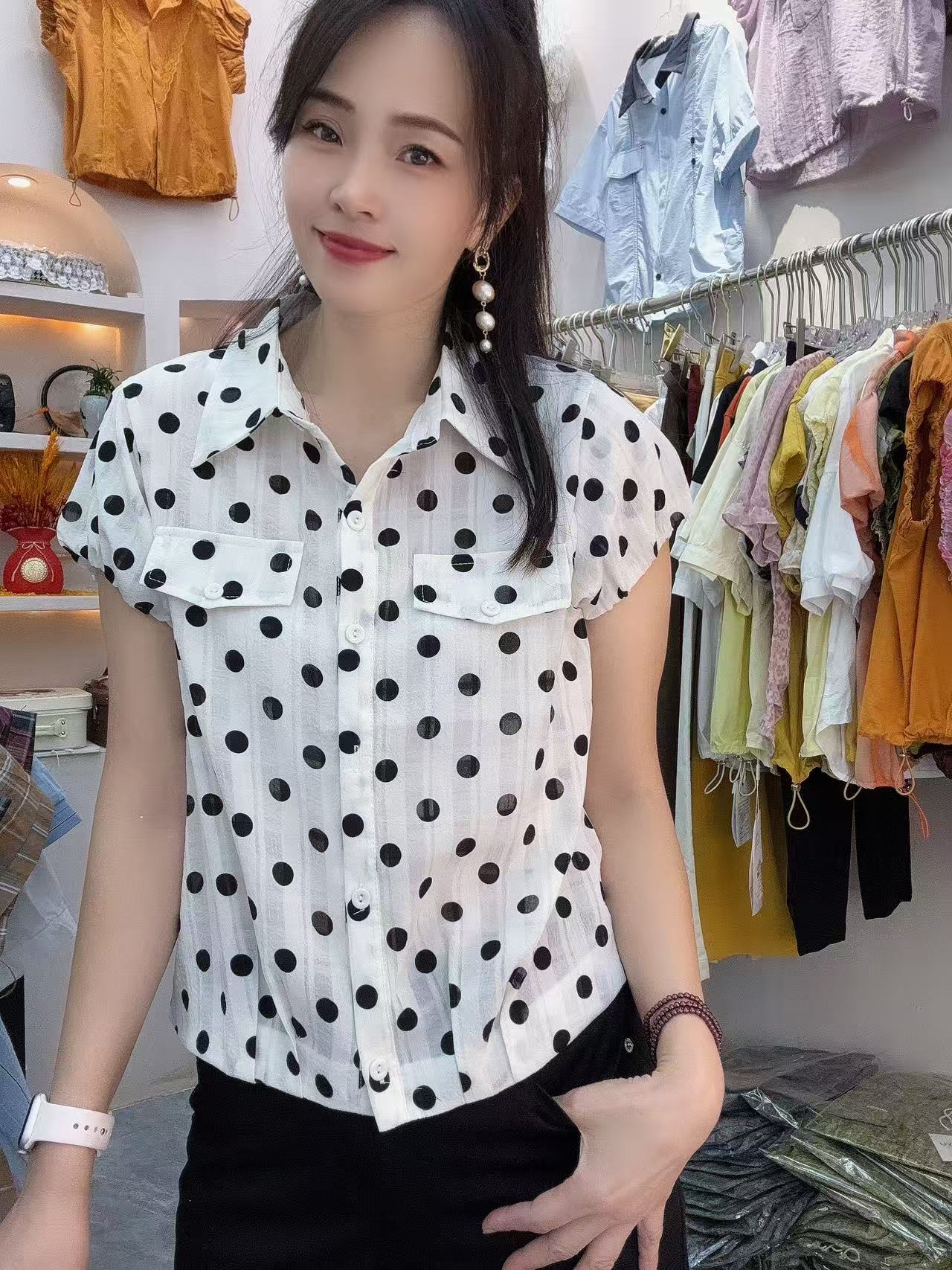 【秀家】夏季新款小点点雪纺衫好穿短袖开衫洋气花苞袖2882