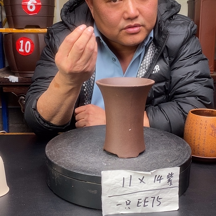 紫砂花盆货号一只EE75