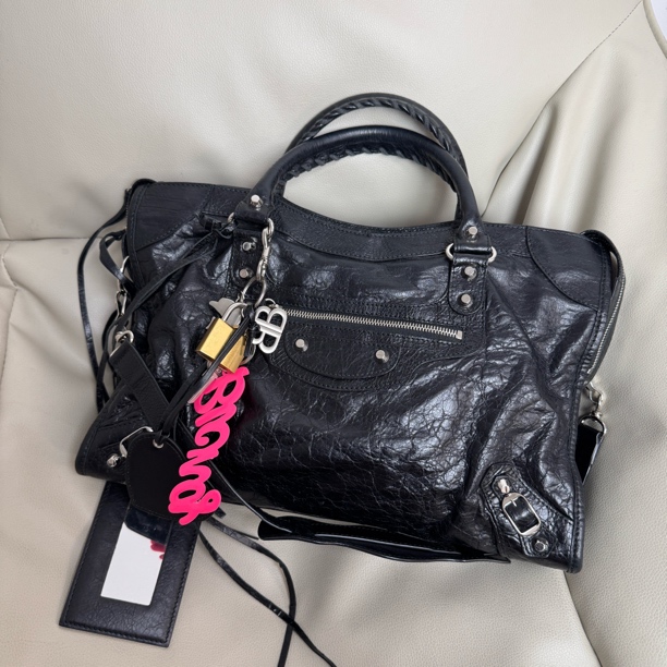 95新 Balenciaga/巴黎世家 黑银机车中号油蜡皮单肩包