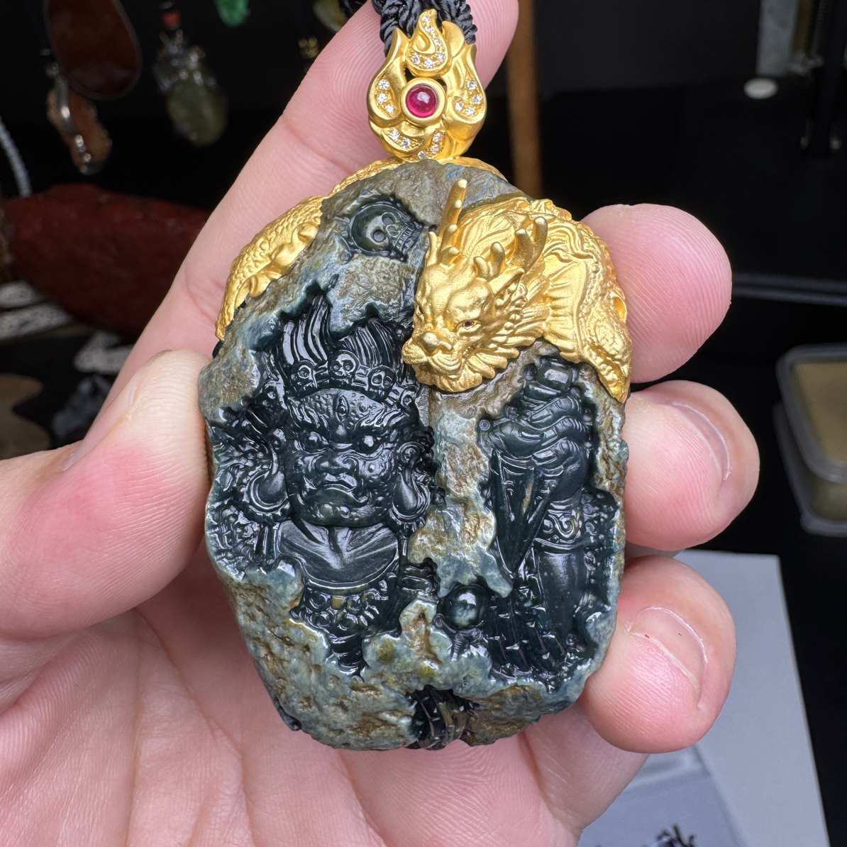 18k金镶嵌老蓝水大黑天