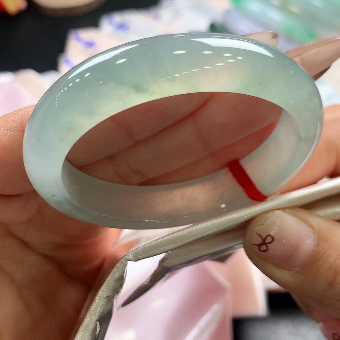 翡翠未镶嵌手镯（贵妃镯）14号冰种贵妃