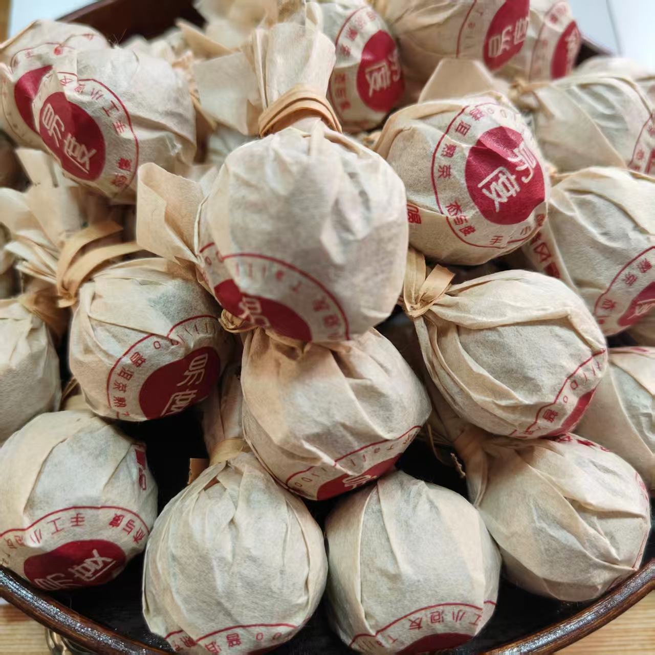 【易度熟龙珠】2022年8g*20颗 易武古树头春离地箩筐发酵熟茶