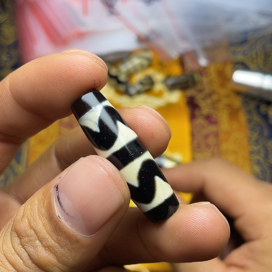 常***牙泥塑藏传佛教文化研究