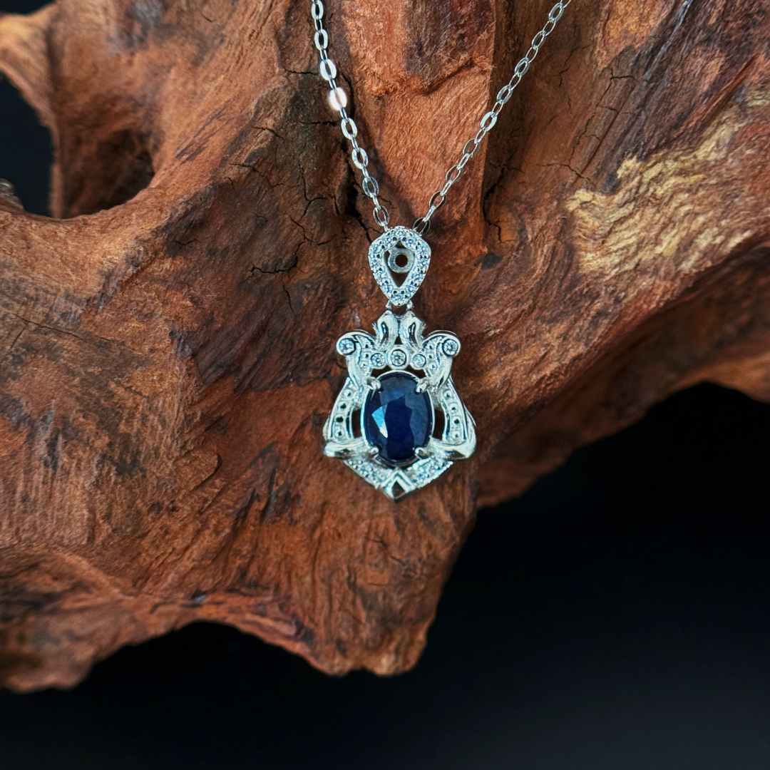 ZKLBD548-天然蓝宝石吊坠【约1.2克拉左右 】