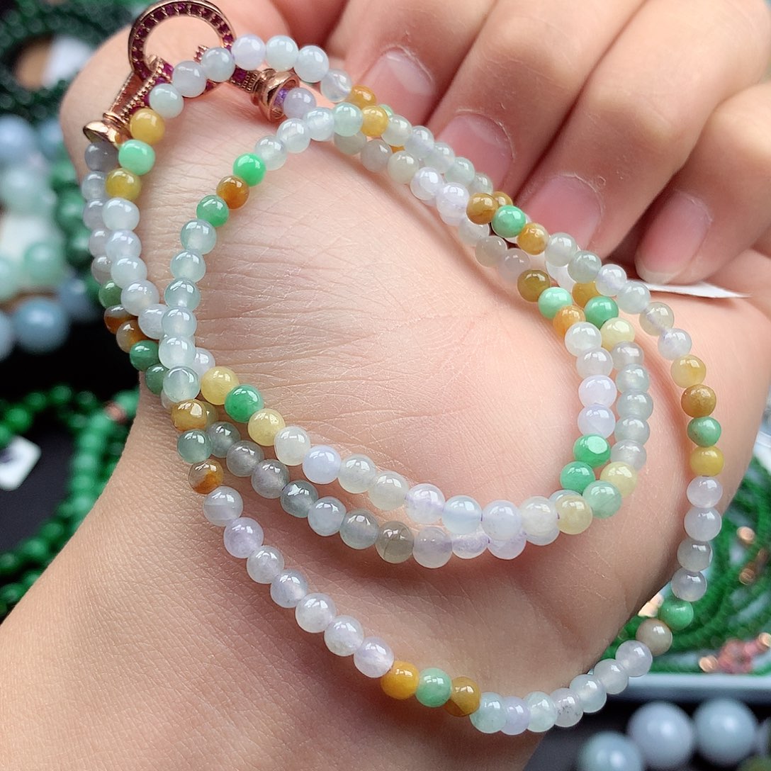 翡翠颈饰未镶嵌项链