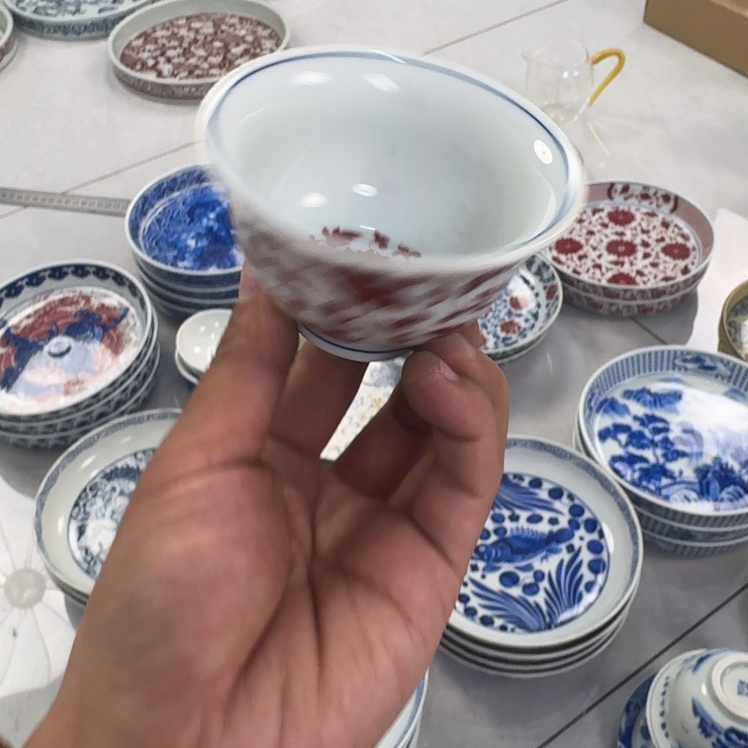 隋***王摆件釉里红缠枝莲主人压手杯全红