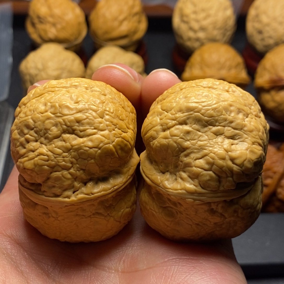 文玩核桃把件宇**凡47尺方尊蛤蟆头