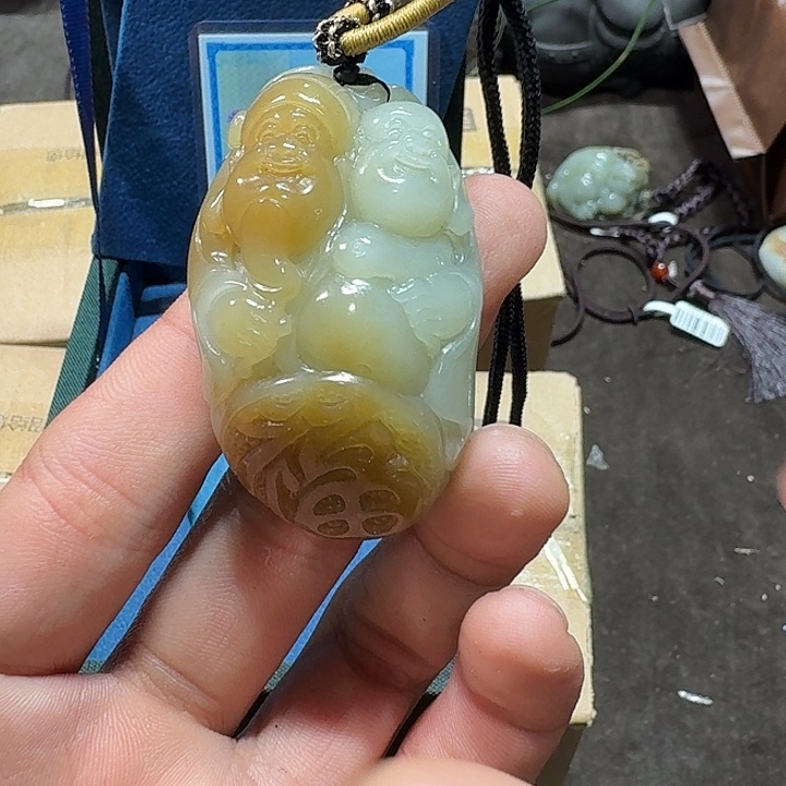 未镶嵌和田玉（糖玉）车挂