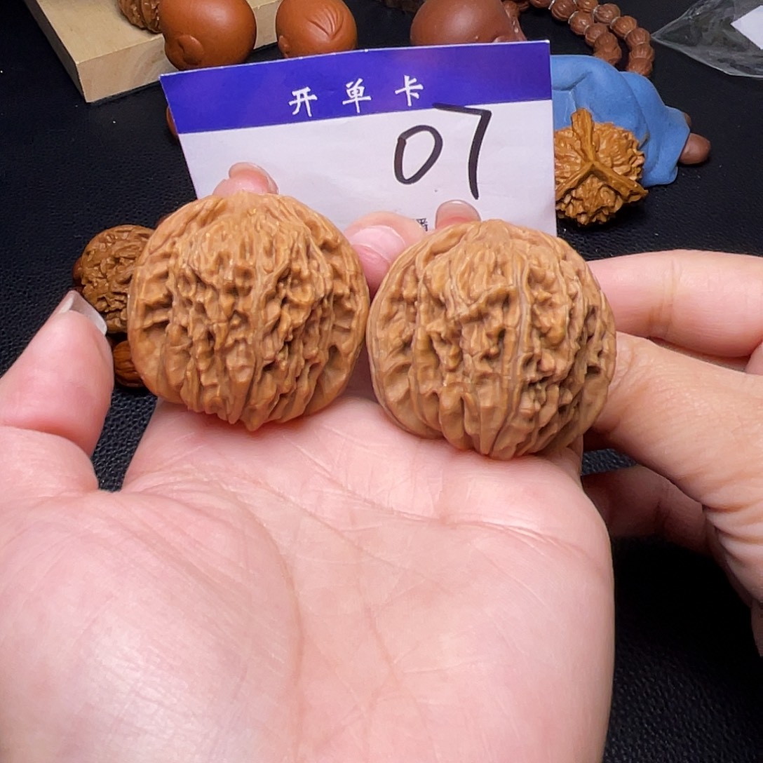 文玩核桃吊坠文玩核桃四座楼全品41n