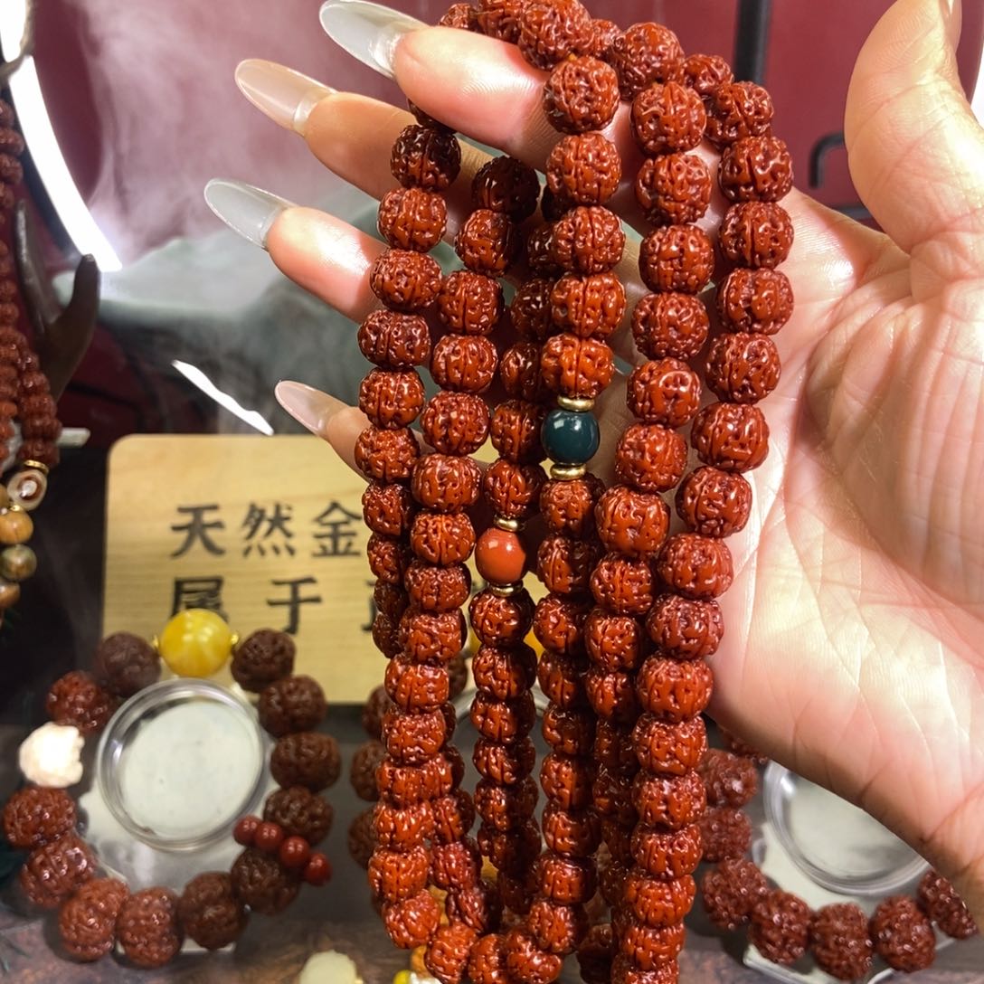 金刚菩提吊坠108颗。