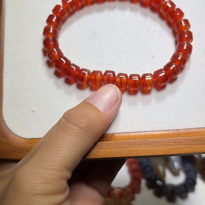 M***M玛瑙/玉髓未镶嵌手串